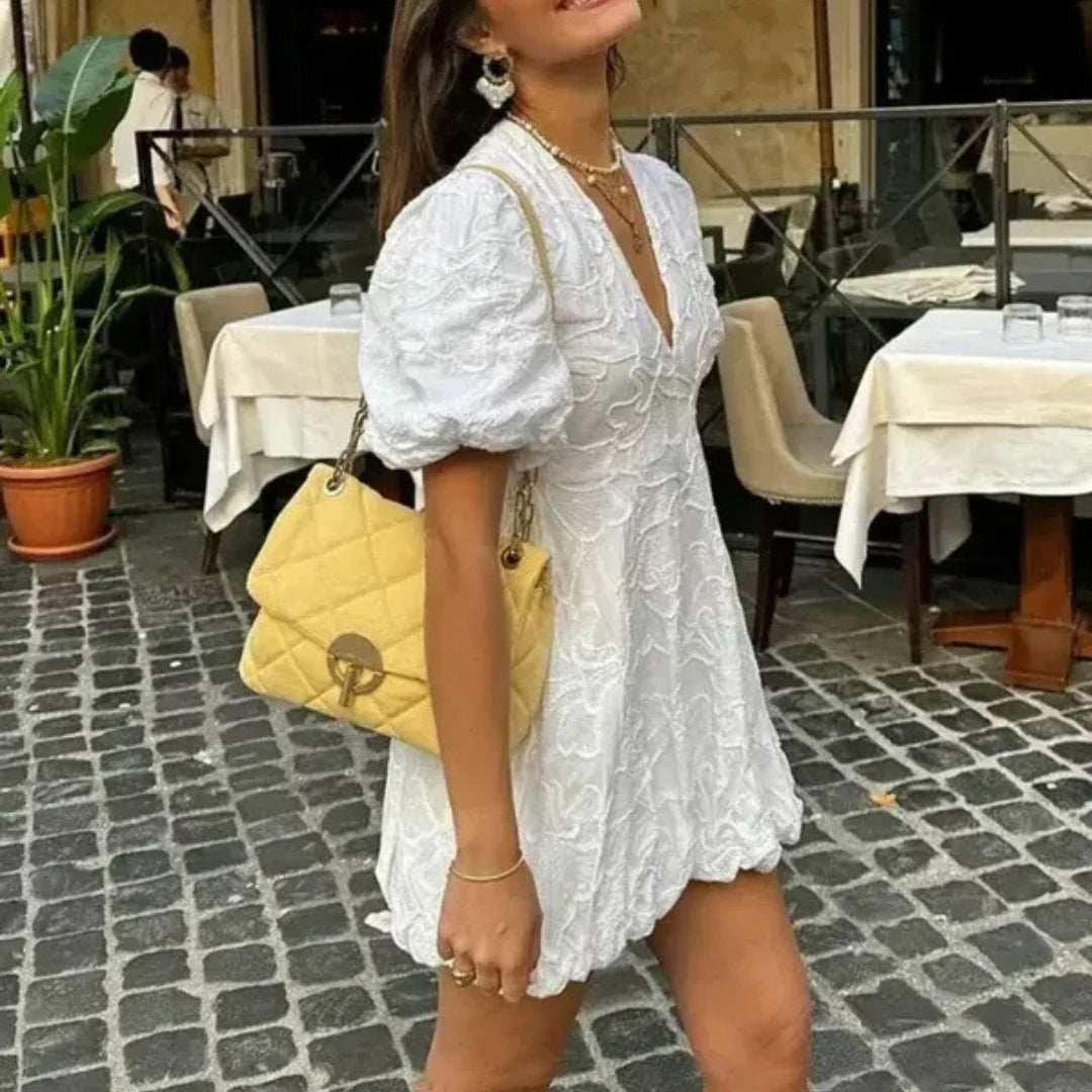 Robe Femme Courte Col V Manches Bouffantes Broderie Anglaise Bohème Chic | Capucine