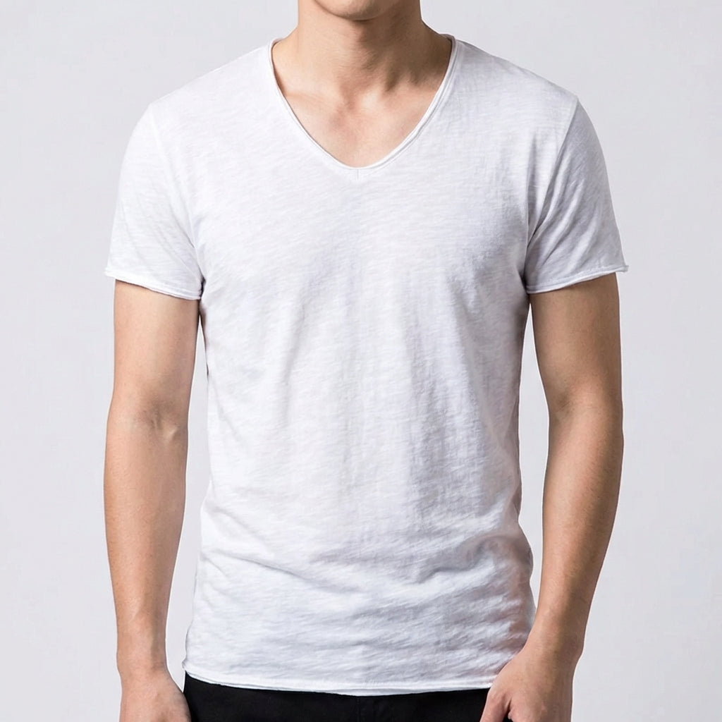 T-shirt homme blanc à col en V et manches courtes, coupe ajustée