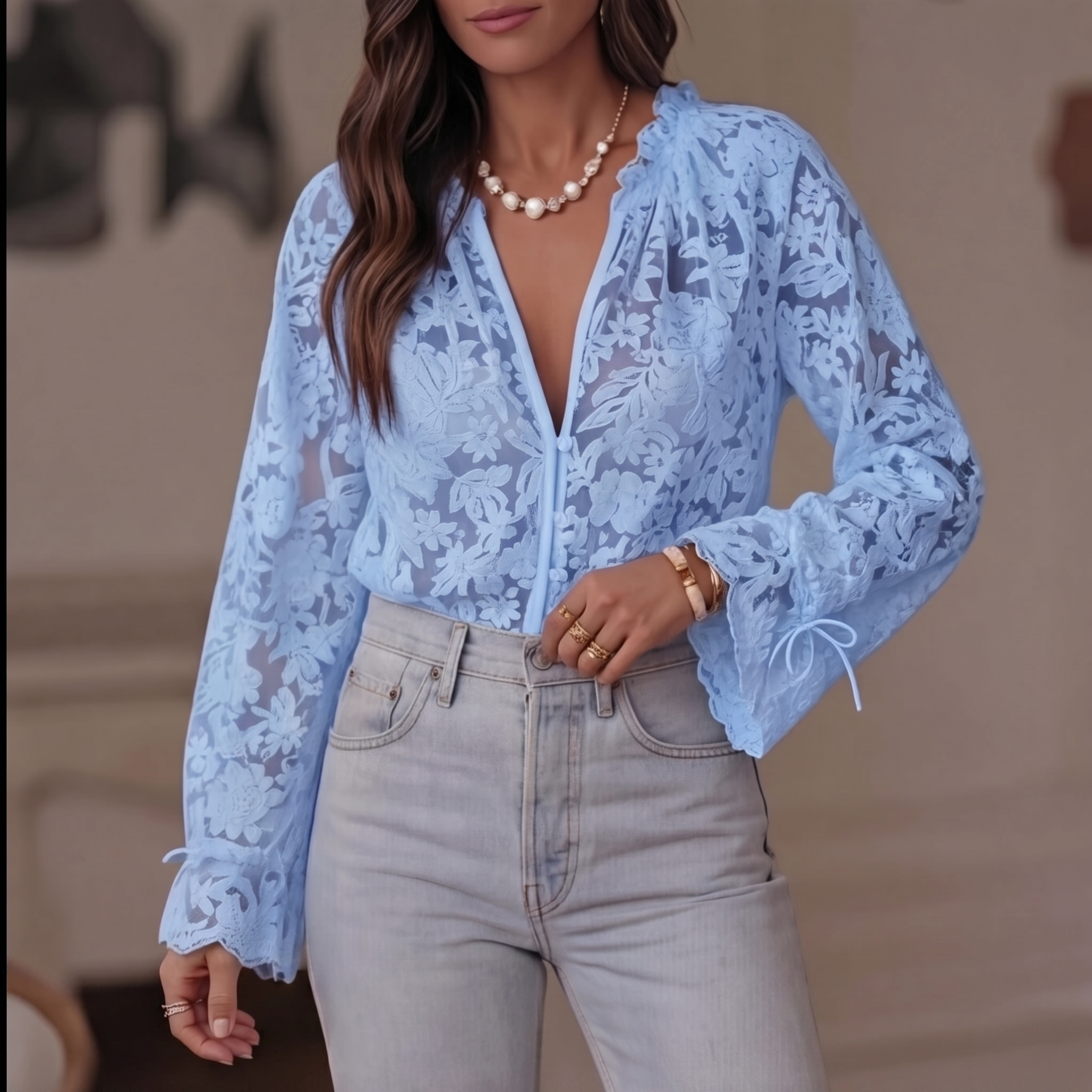Vue de dos chemisier femme dentelle bleu manches longues