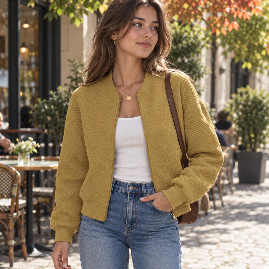 Bomber kaki femme en maille texturée, zip ouvert et poignets côtelés