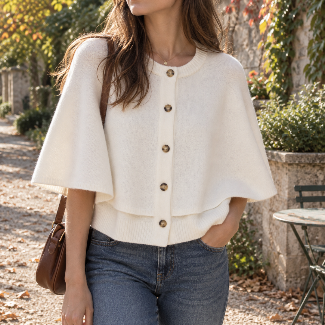 Cardigan cape blanc en maille avec boutons contrastés et col rond côtelé