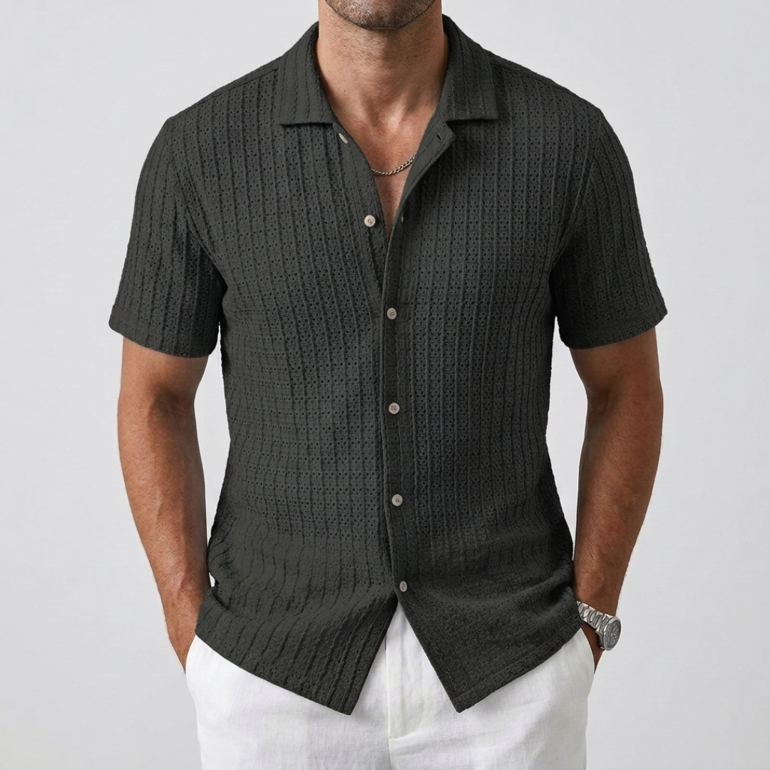 Chemise homme ajourée noire vue de face