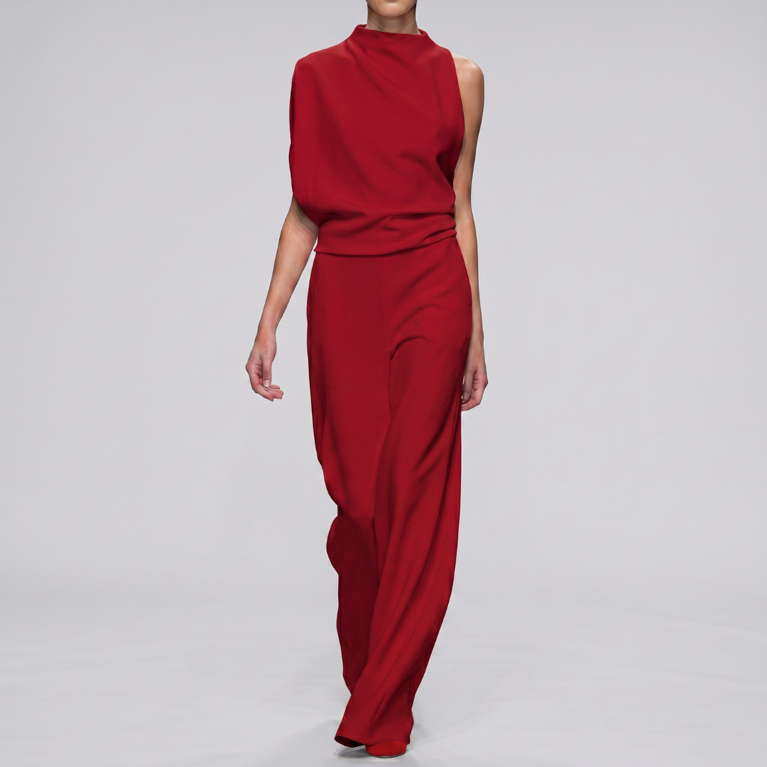 Combinaison longue rouge col montant silhouette élégante