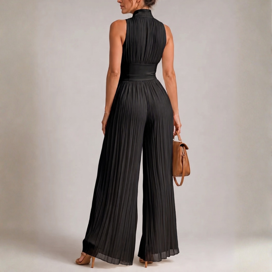 Combinaison pantalon large noire vue de côté