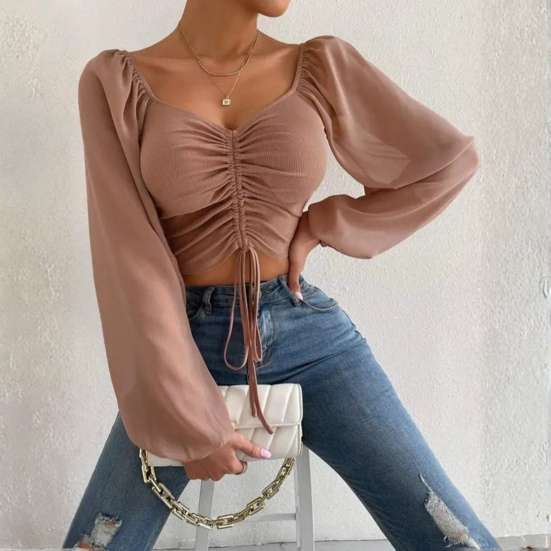 Crop top brun manches longues, fronces centrales et col cœur décolleté