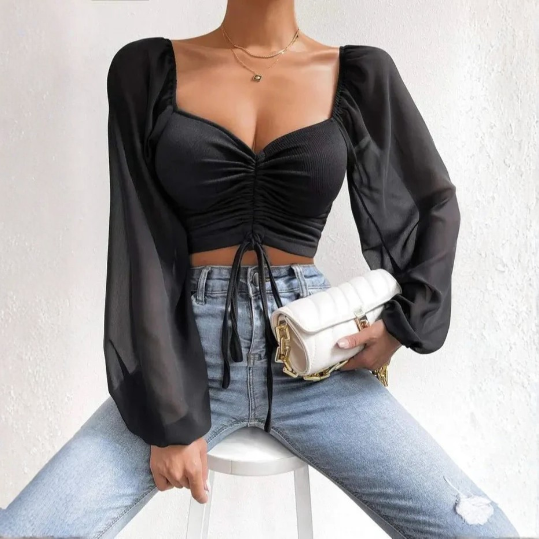 Crop top noir manches longues transparentes, fronces devant et col cœur