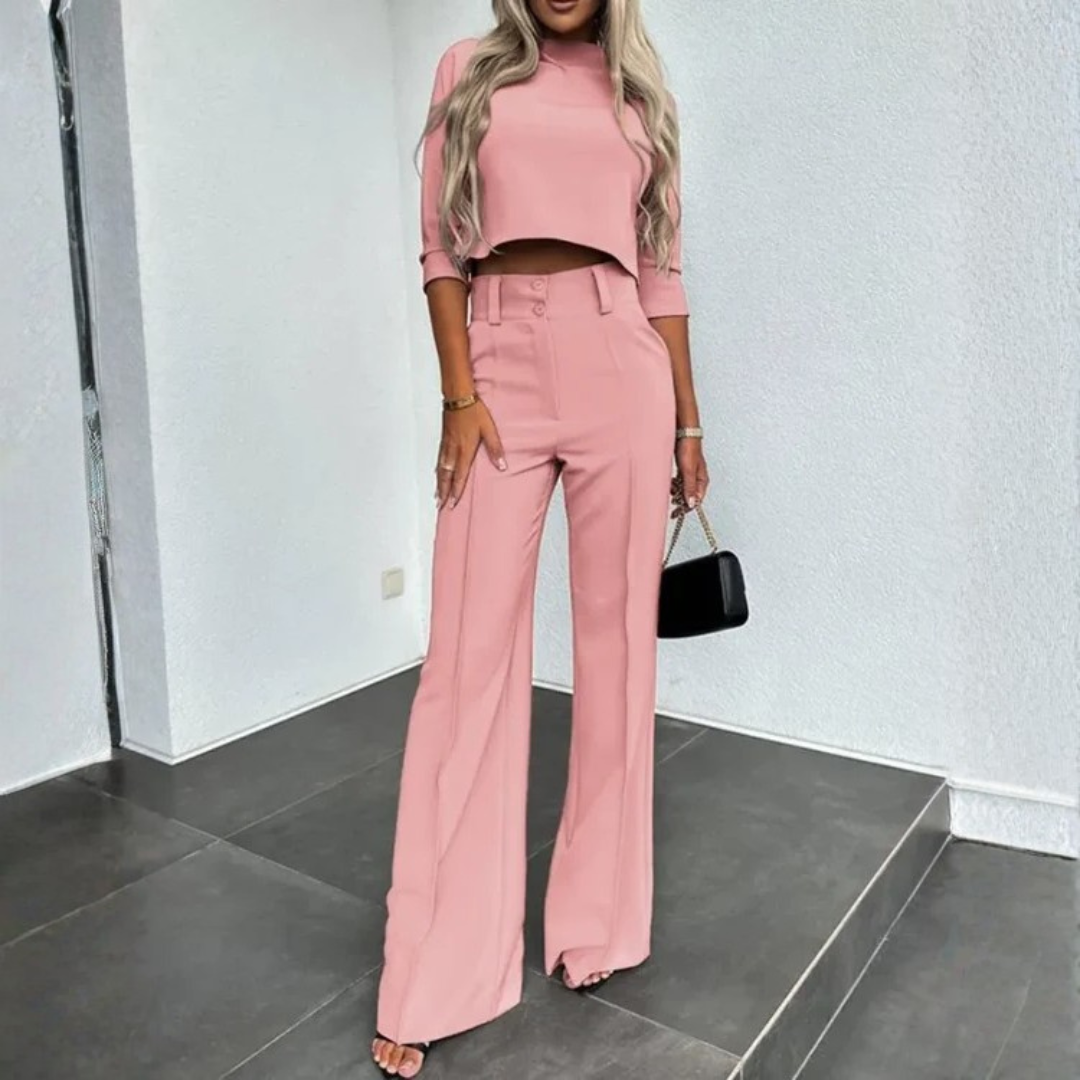 Ensemble deux pièces femme rose clair vif, haut court et pantalon ample