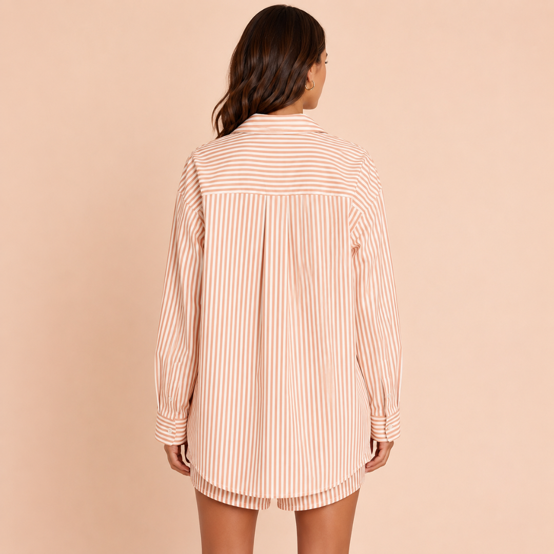 Chemise oversize orange rayée manches longues portée de dos