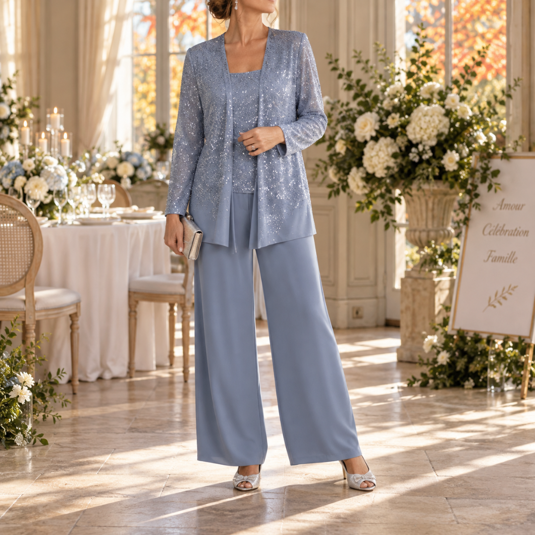 Ensemble bleu pâle, veste ouverte scintillante et pantalon à jambes larges