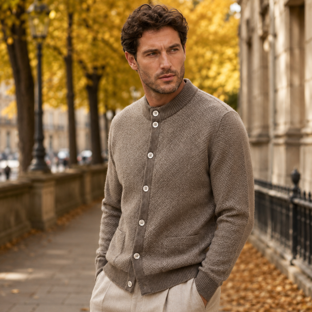 Gilet camel boutonné avec poches plaquées sur le devant et col montant