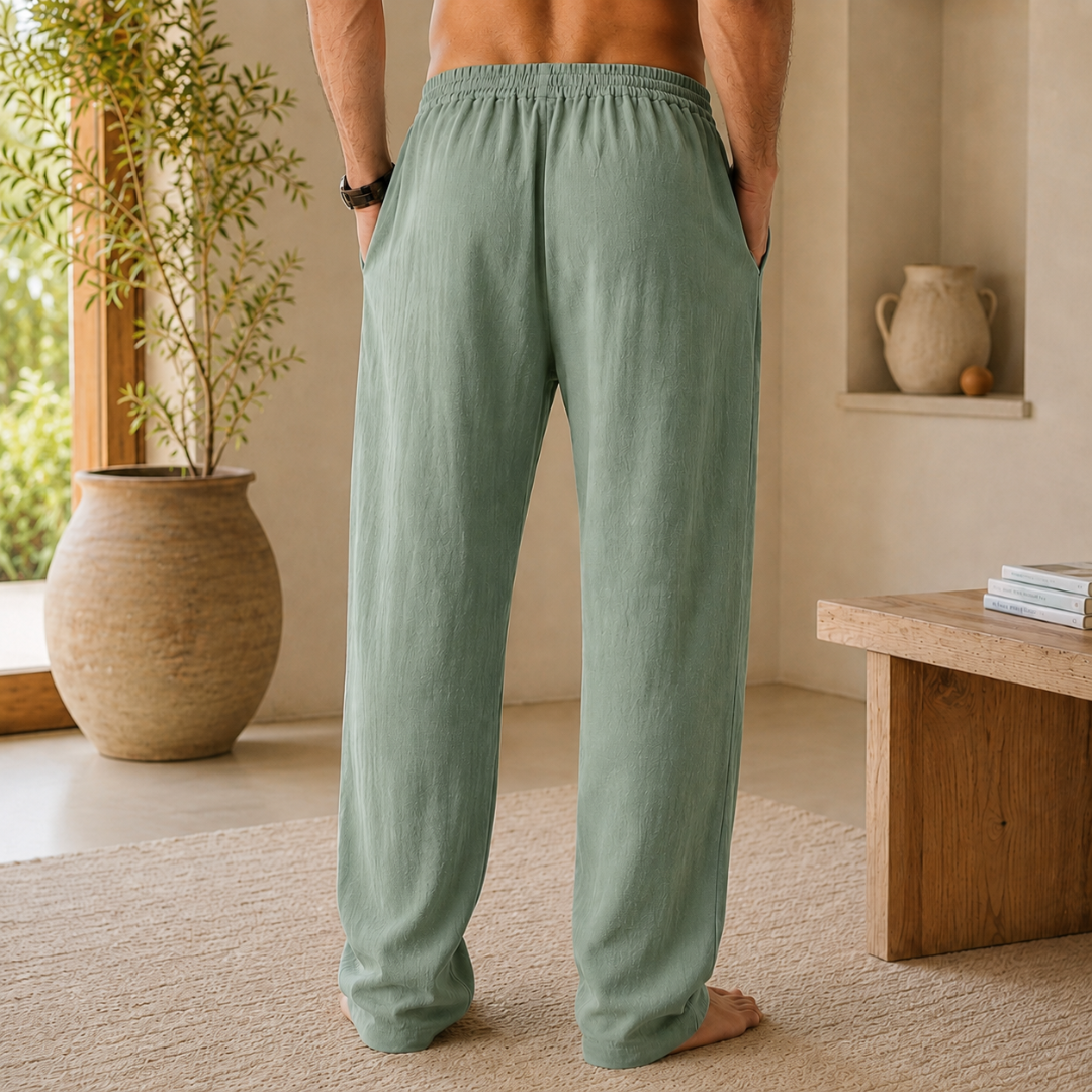 Pantalon Jules vert, vue de face détaillée sur la ceinture élastique et le cordon