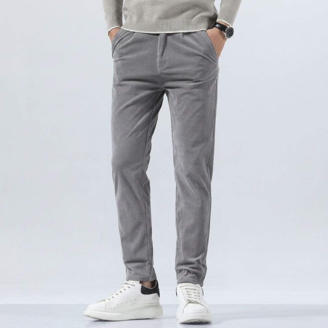 Pantalon homme slim côtelé coloris gris, vue de face