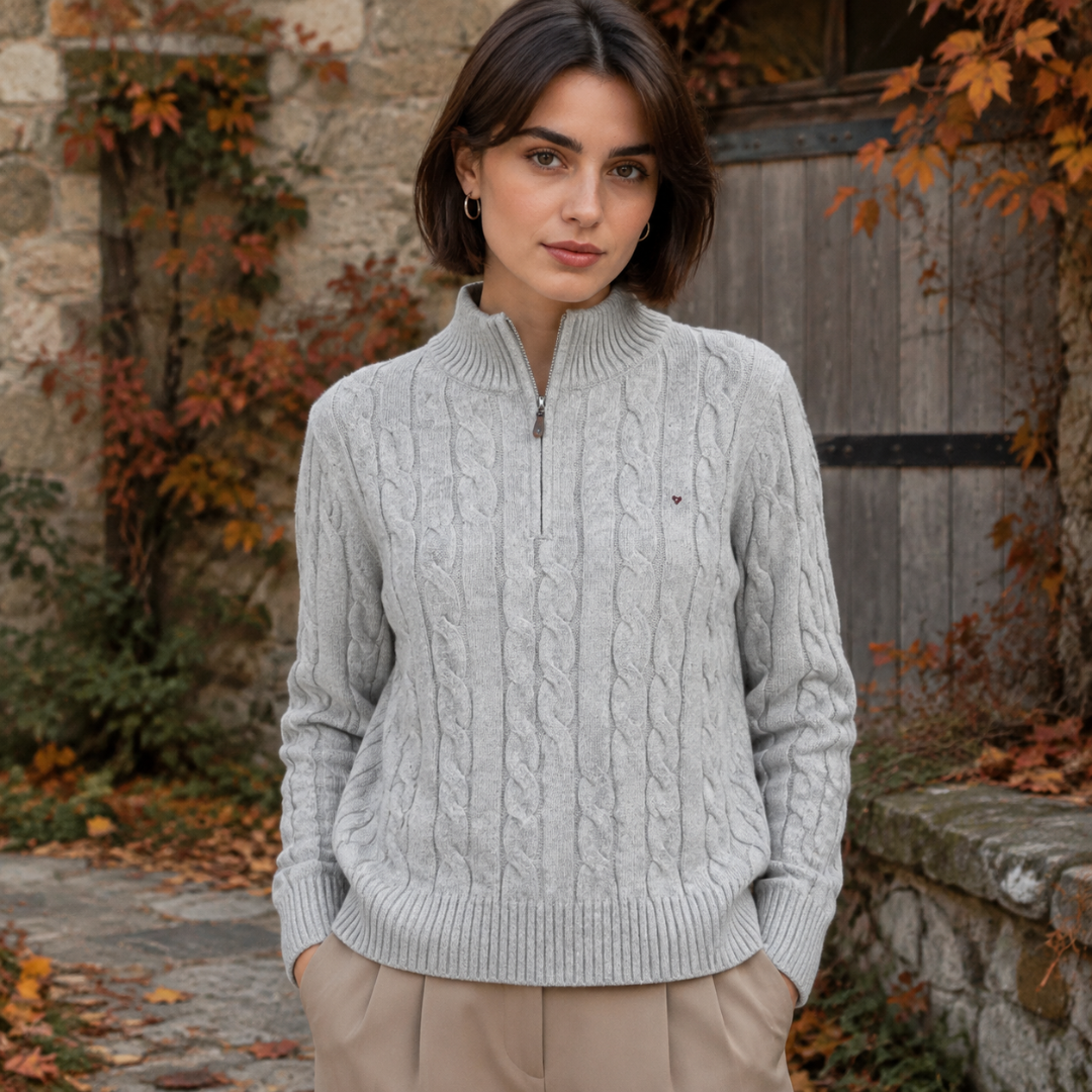 Pull femme gris chiné à torsades, col montant côtelé et demi-zip métallique