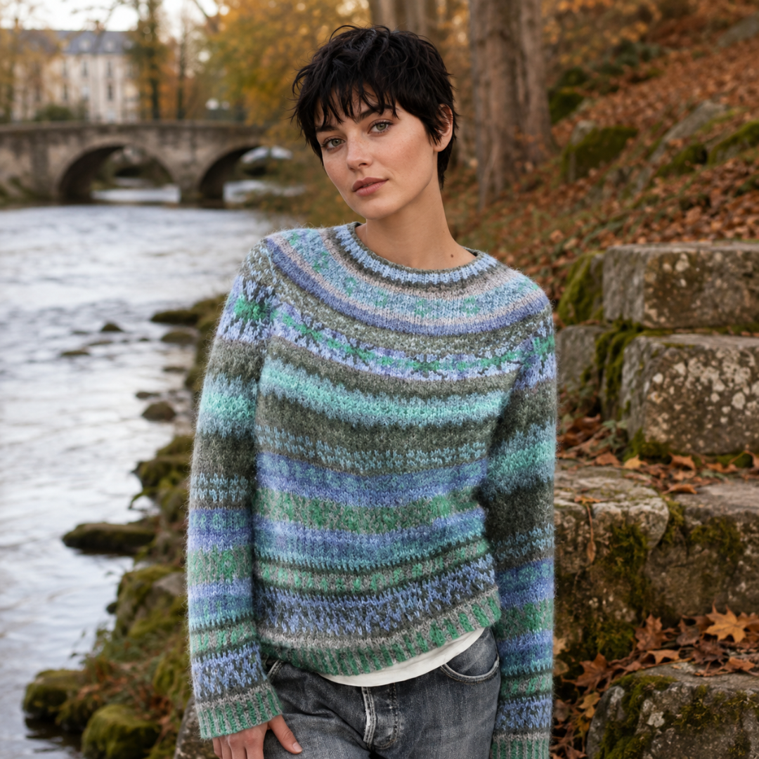 Pull femme bleu et vert à motifs jacquard, col rond côtelé et manches longues