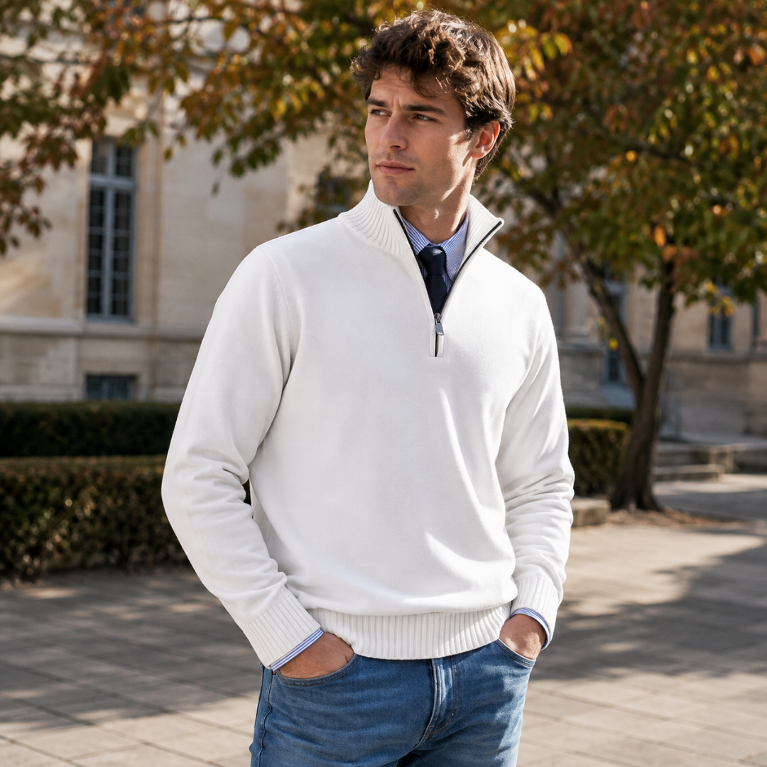 Pull homme blanc à col montant zippé et bords côtelés, col de chemise apparent