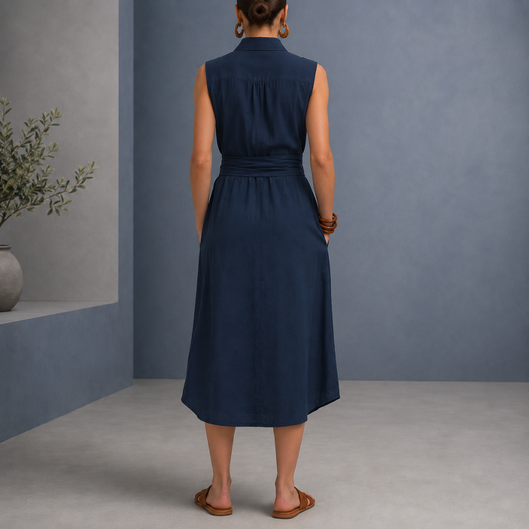 Robe chemise midi bleu marine vue de dos avec ceinture nouée