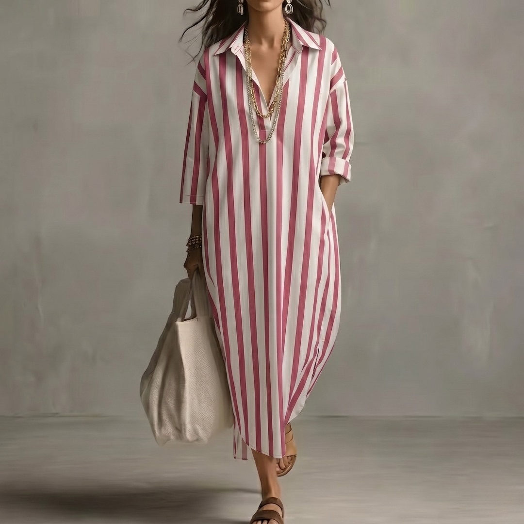 Robe longue rayures rose et blanc coupe oversize vue entière