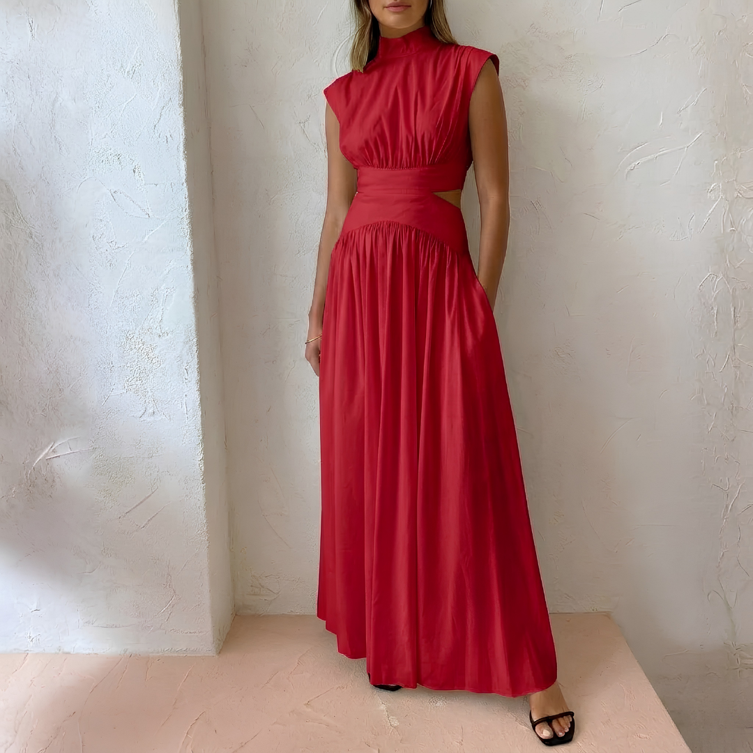Robe longue rouge col montant avec découpe à la taille