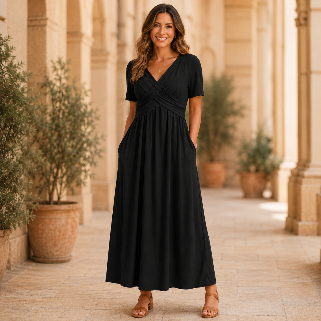 Robe longue noire à col V croisé et jupe fluide, allure élégante