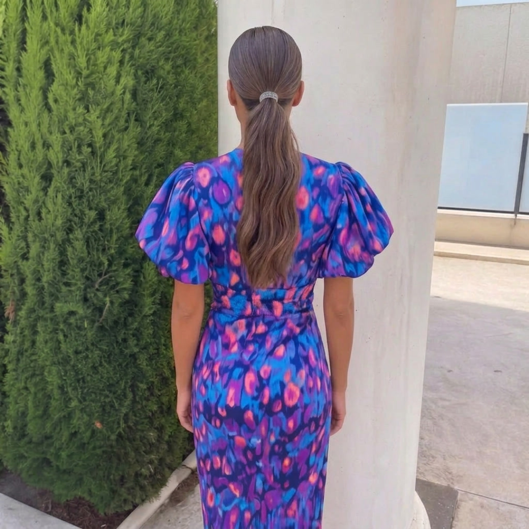 Robe Fiamma bleu imprimé floral, silhouette complète de face