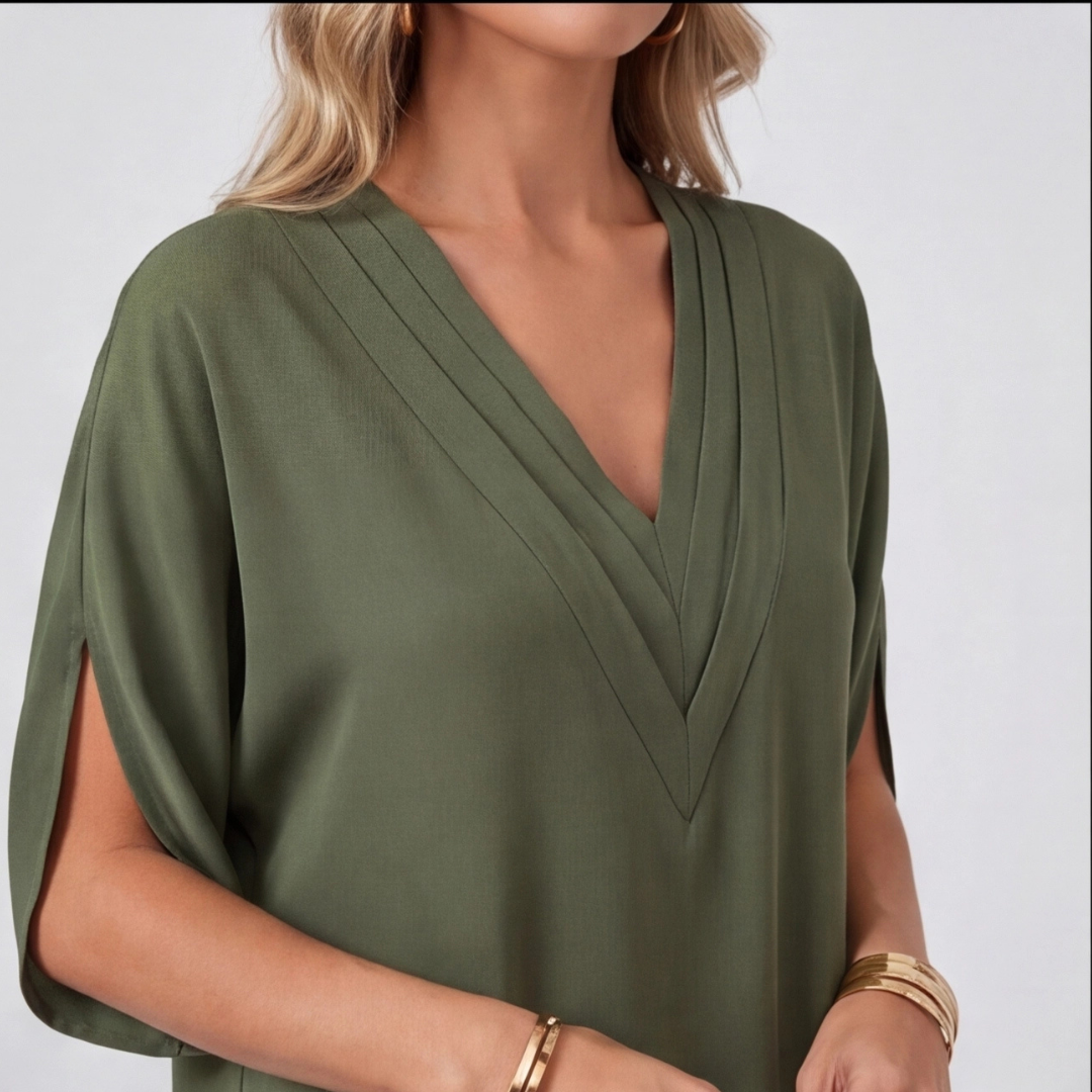 Robe midi vert armée col V vue de trois quarts