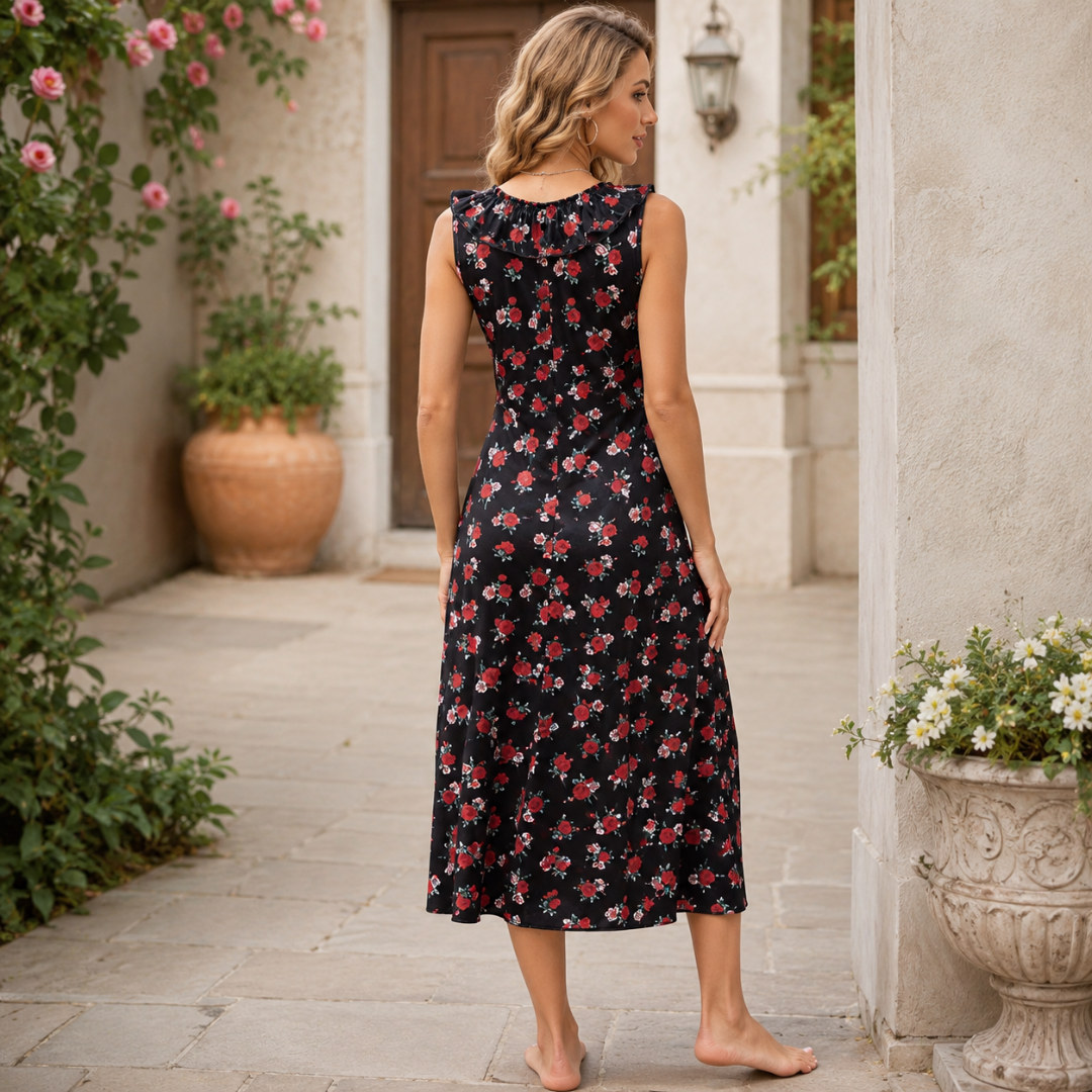 Robe midi fleurie vue de dos, volant à l'encolure et imprimé roses