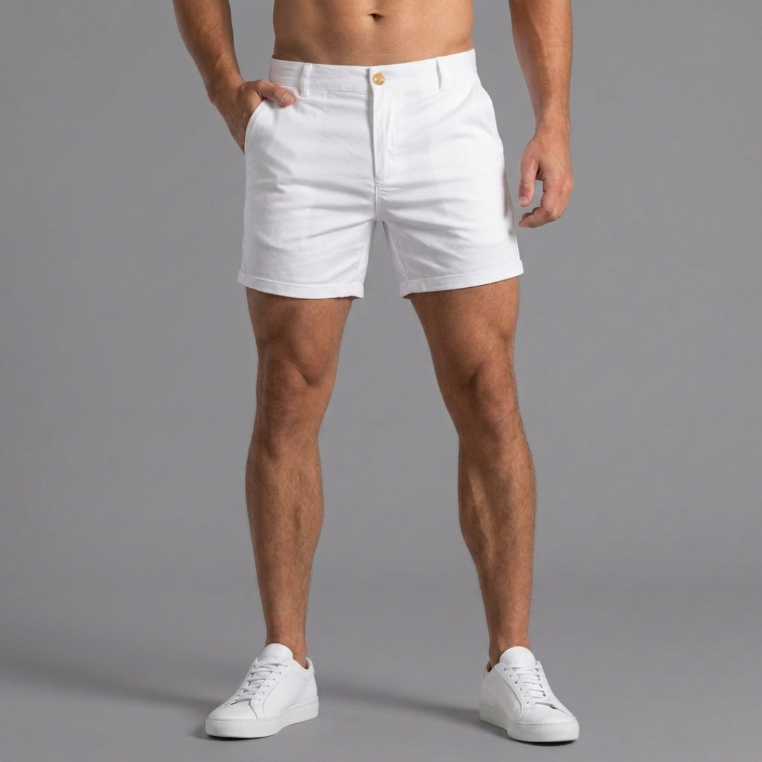 Short chino homme couleur blanc, coupe ajustée