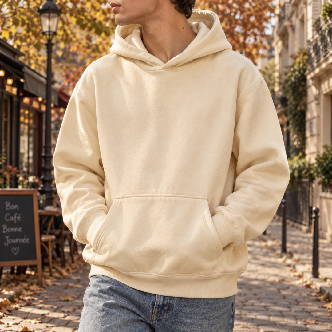 Sweat à capuche homme beige uni avec large poche avant et bas côtelé