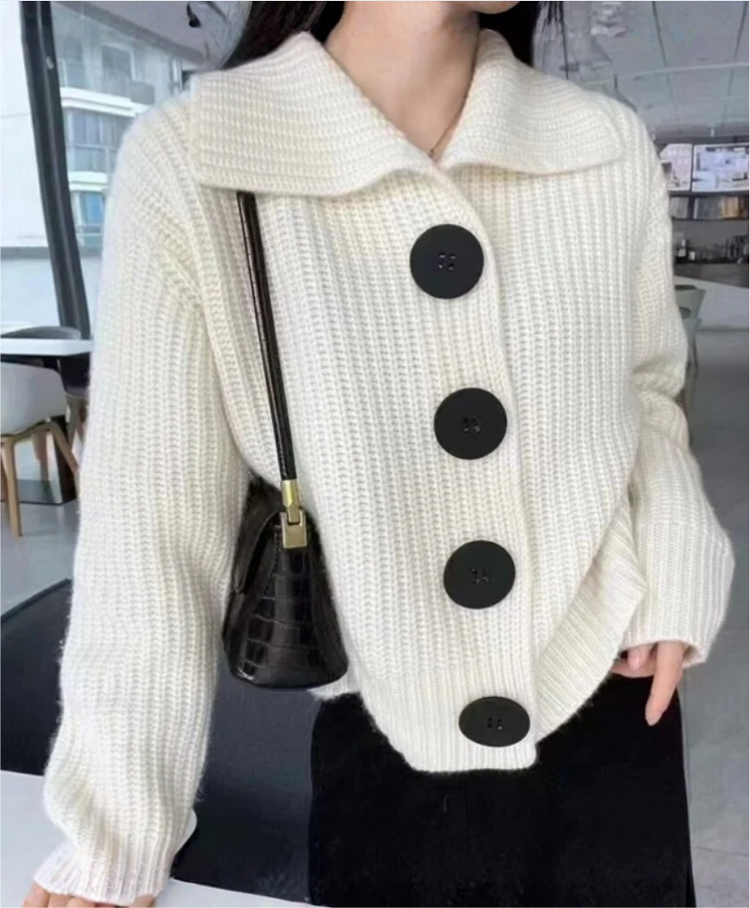 Elara | Cardigan doux avec grands boutons