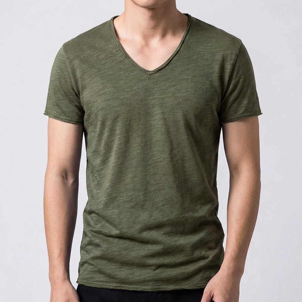 T-shirt homme vert militaire à col en V et manches courtes, coupe ajustée
