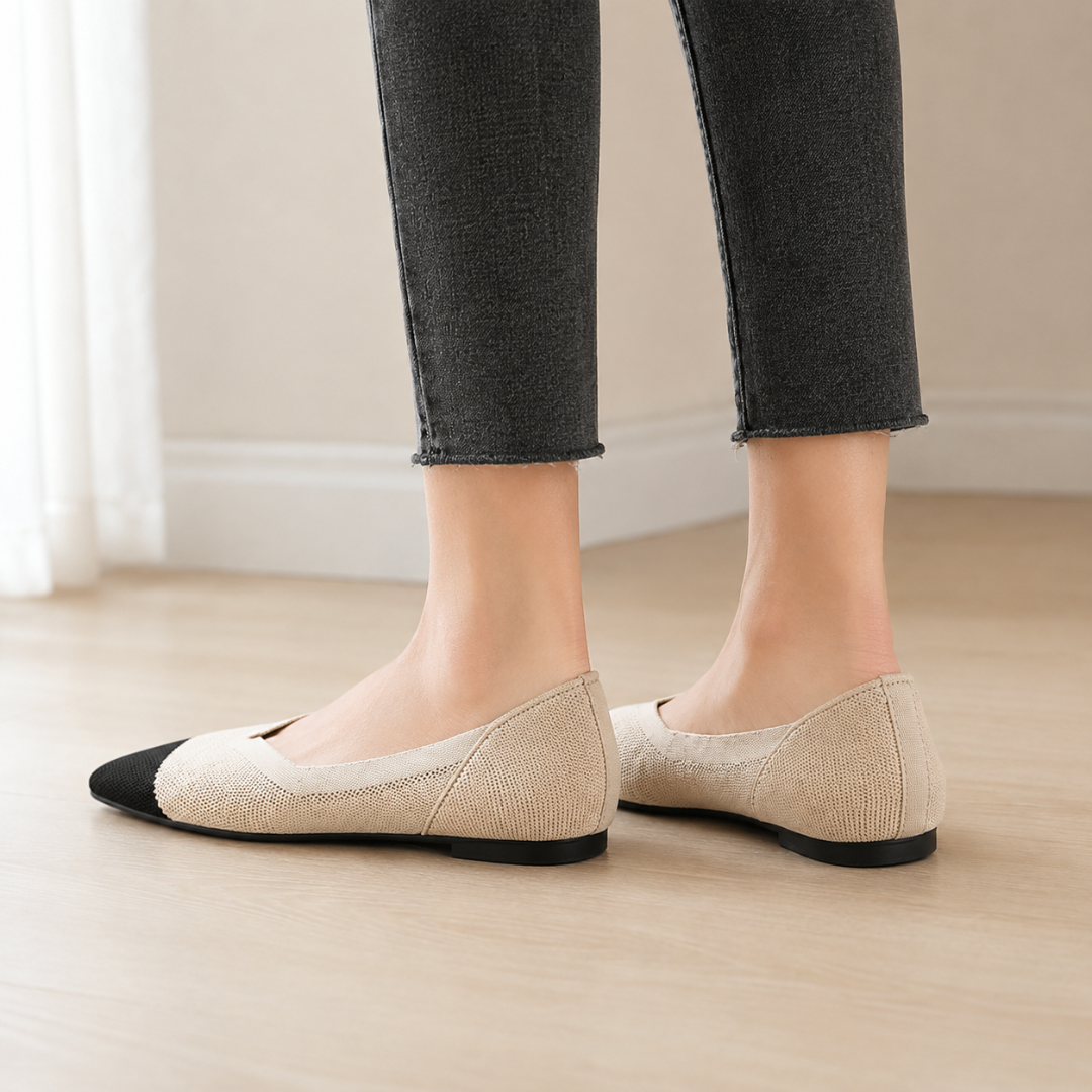 Ballerines beiges vues de dos, arrière montant et fin talon plat