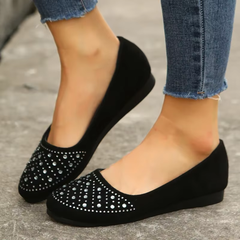 Paire de ballerines plates noires à strass, décolleté arrondi et talon minimal