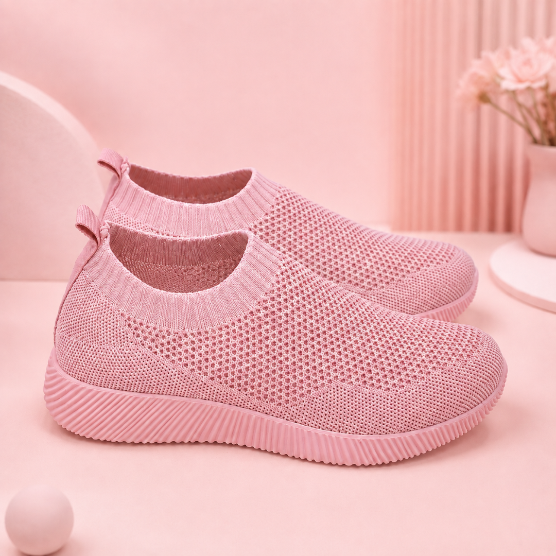 Baskets roses à enfiler, tige ajourée et tirant au talon apparent