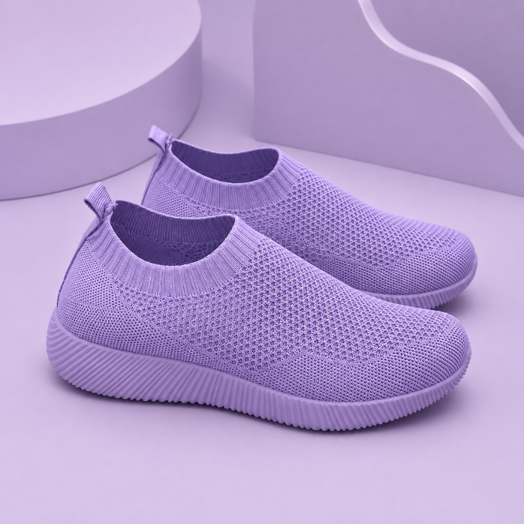 Baskets violettes à enfiler, tige ajourée et semelle souple ton sur ton