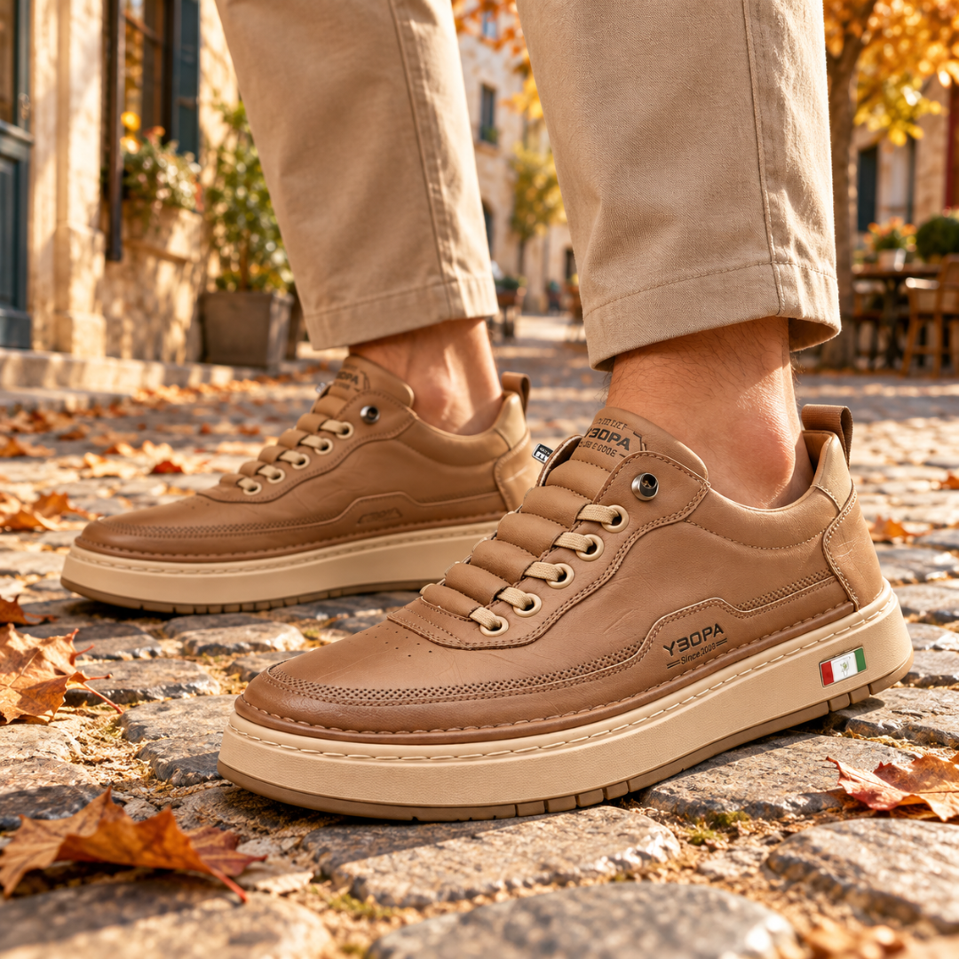 Baskets homme marron à lacets clairs, semelle épaisse beige et perforations sur l'avant