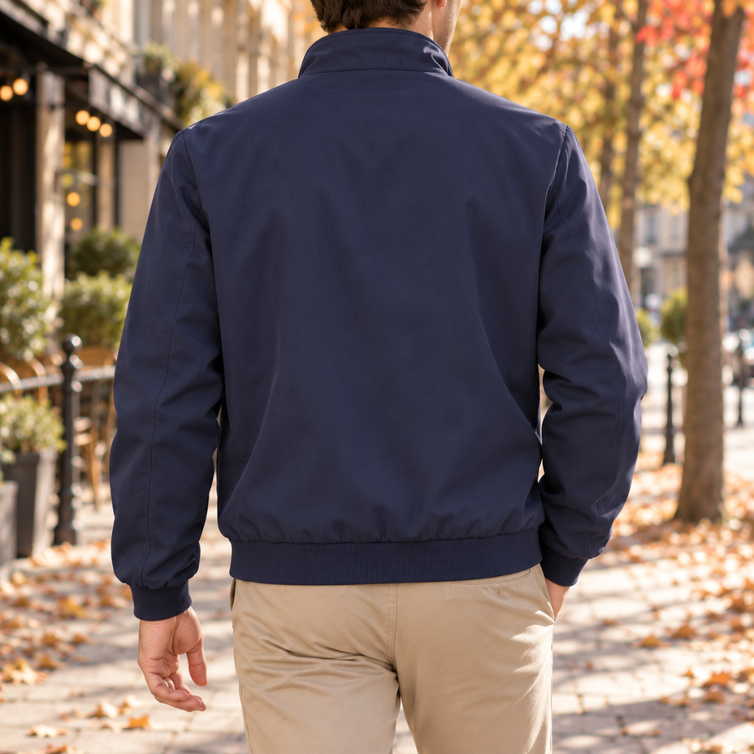 Dos du blouson bombardier homme bleu avec bords côtelés à la taille et aux poignets