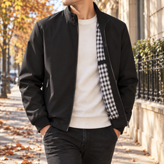 Blouson bombardier homme noir avec poches zippées et intérieur à carreaux noir et blanc
