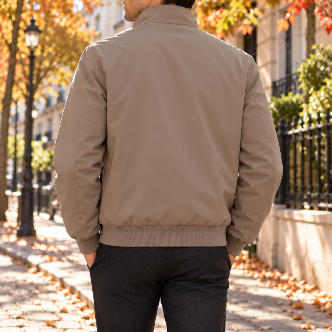 Dos du blouson bomber homme kaki avec taille côtelée et col montant