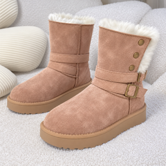 Bottines beiges effet daim de trois quarts, bride à boucle et bout rond