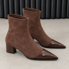 Bottines femme marron de profil, talon bloc et bout pointu allongé