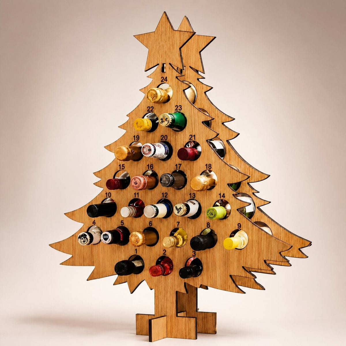 Calendrier de l'Avent en bois en forme de sapin avec 24 mini-bouteilles numérotées