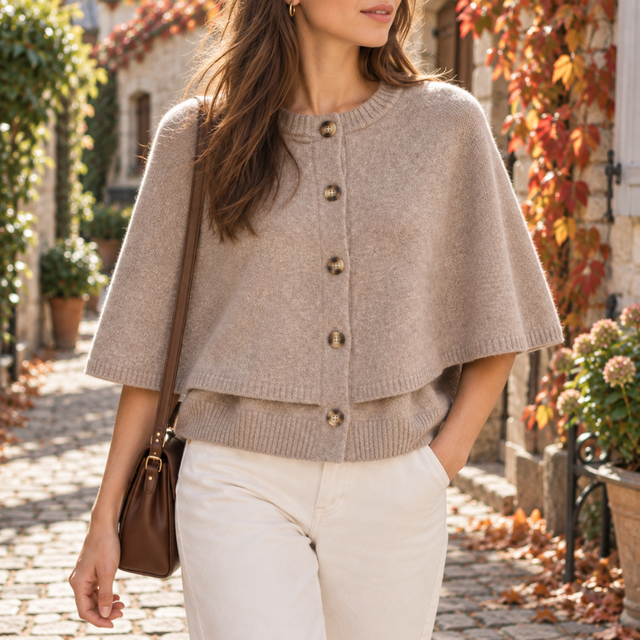 Cardigan cape femme beige en maille avec col rond côtelé et boutons devant