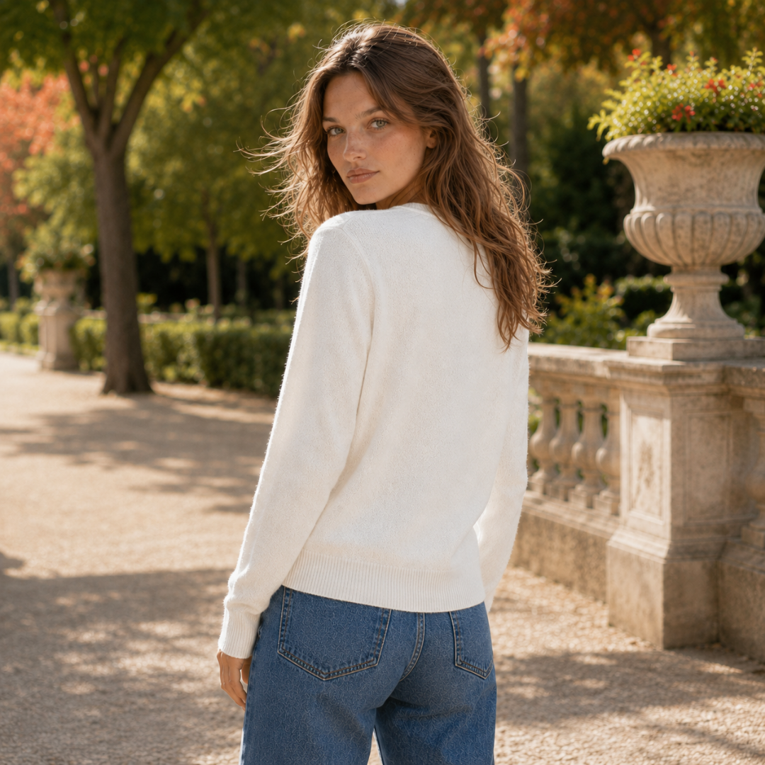 Dos du cardigan femme blanc en maille, manches longues et bas côtelé