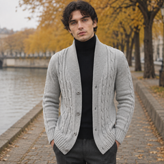 Cardigan homme gris clair à col châle, boutons devant et poches