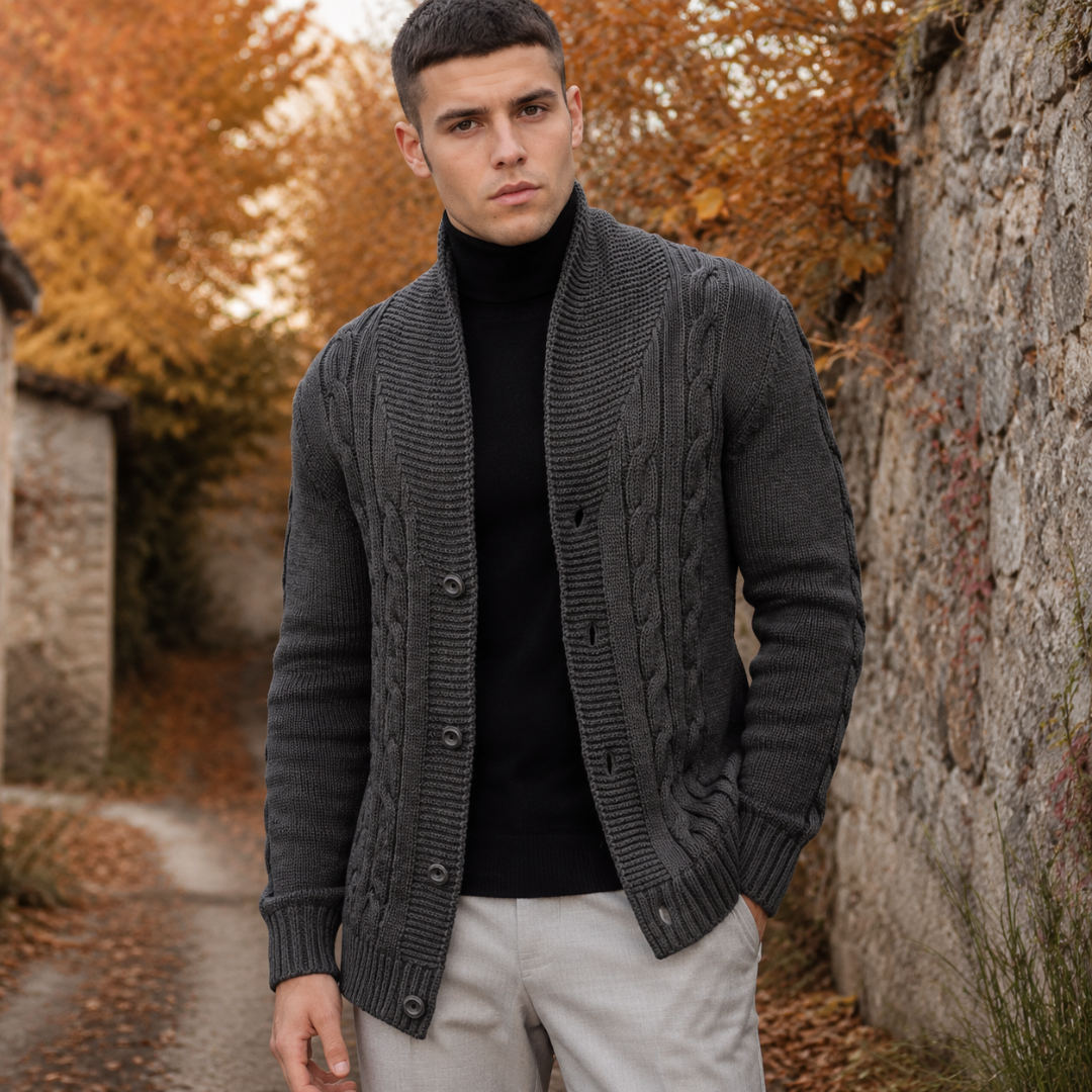 Cardigan homme vert foncé boutonné avec torsades et poignets côtelés