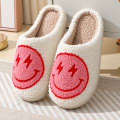 Chaussons femme rose et crème avec smiley rose cerclé de rouge