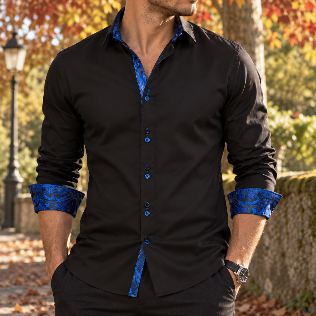 Chemise homme noire à poignets à imprimé bleu roi contrasté