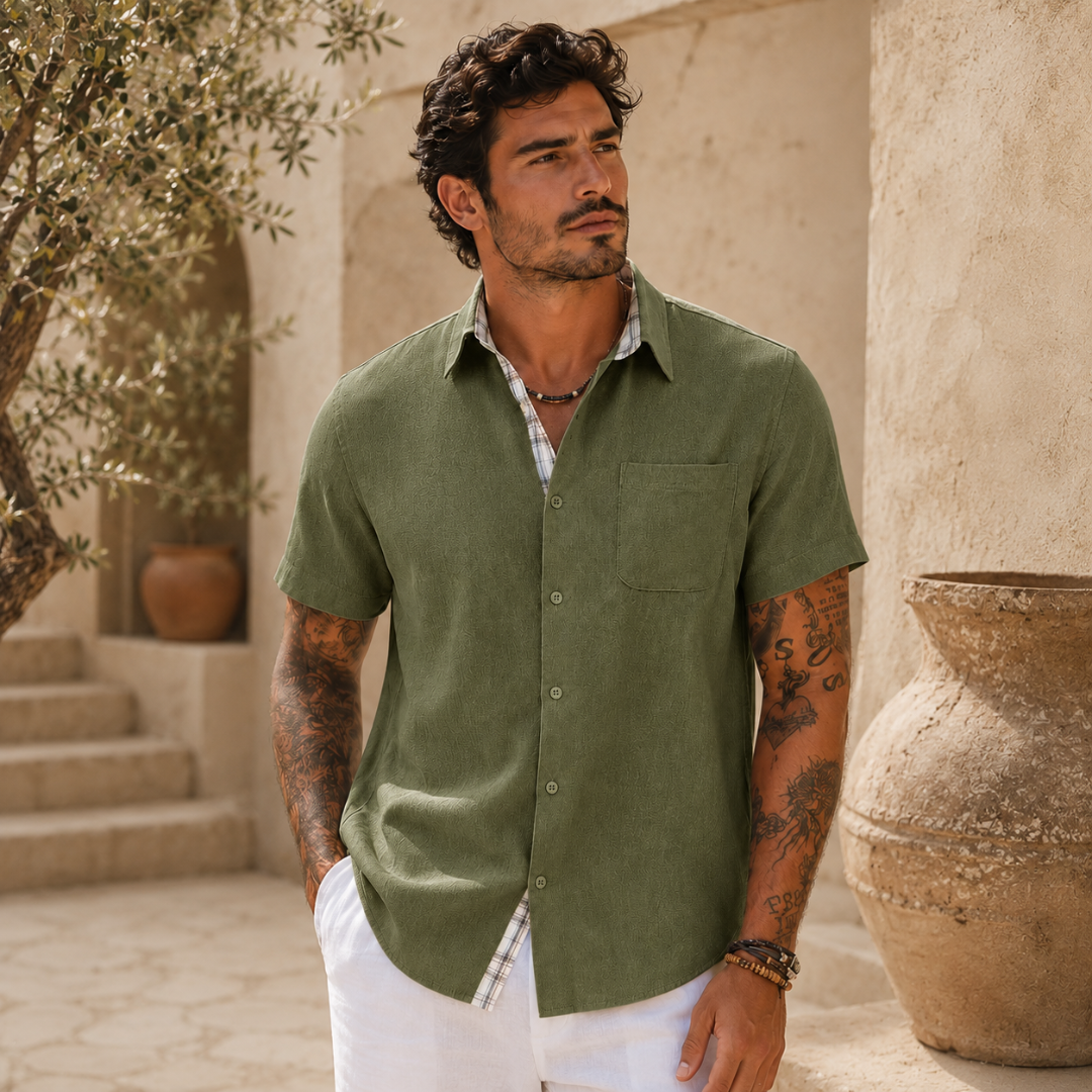 Chemise homme lin vert, coupe décontractée, poche poitrine visible