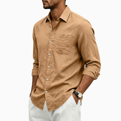 Chemise homme kaki clair boutonnée, poche poitrine et poignets remontés