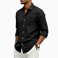 Chemise homme noire à boutons contrastés blancs, poche poitrine et coupe droite